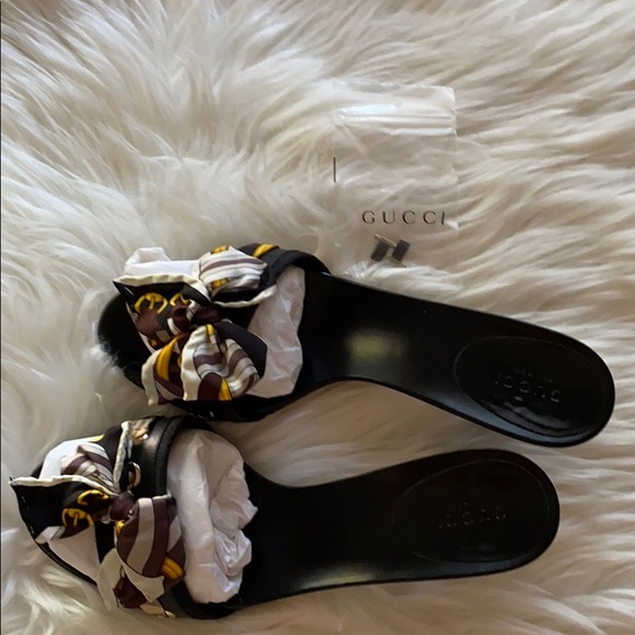 Authentic gucci Sandals